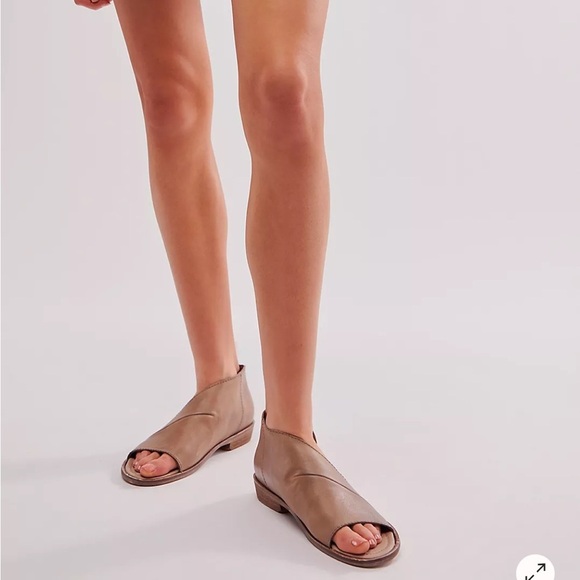 Free People Mont Blanc Grey Sandals 7.5 or 38 - Picture 4 of 12